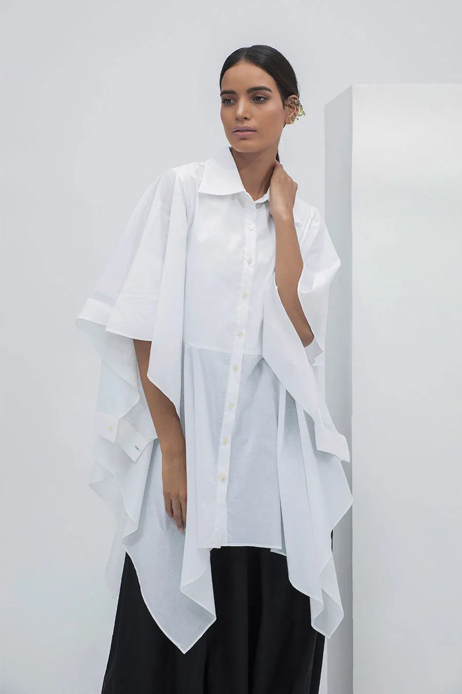 Chemise de salon évasée blanche